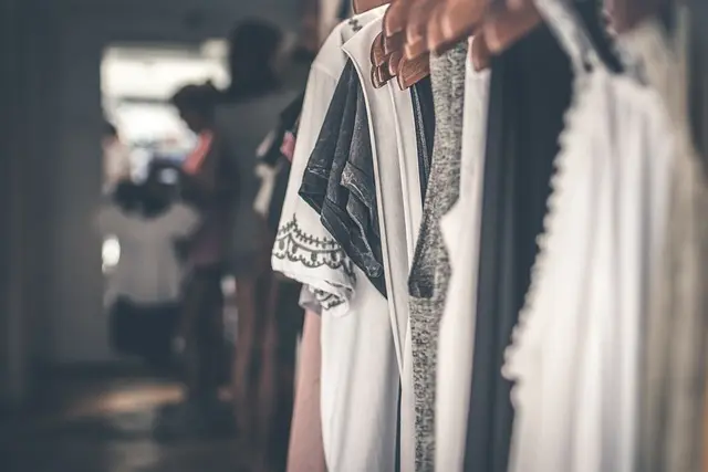 Cómo identificar las tendencias en descuentos de moda