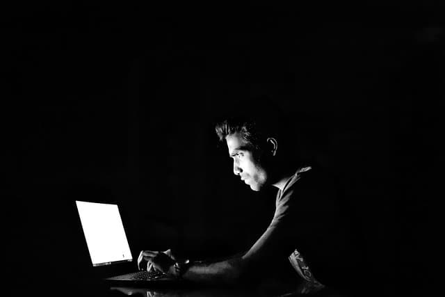 Cómo identificar los mejores códigos de descuento en línea